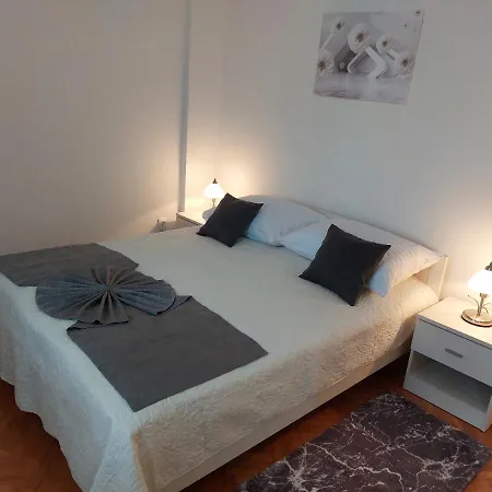 Hrzic Apartment