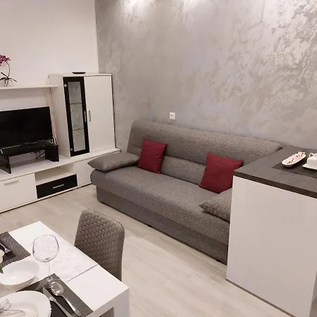 Hrzic Apartament *